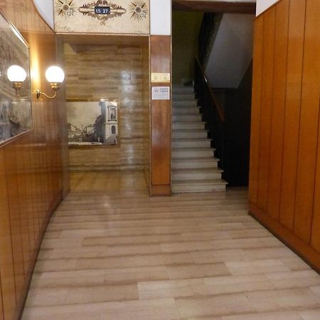 Апартаменты Residenza Piazza San Francesco Болонья Номер фото